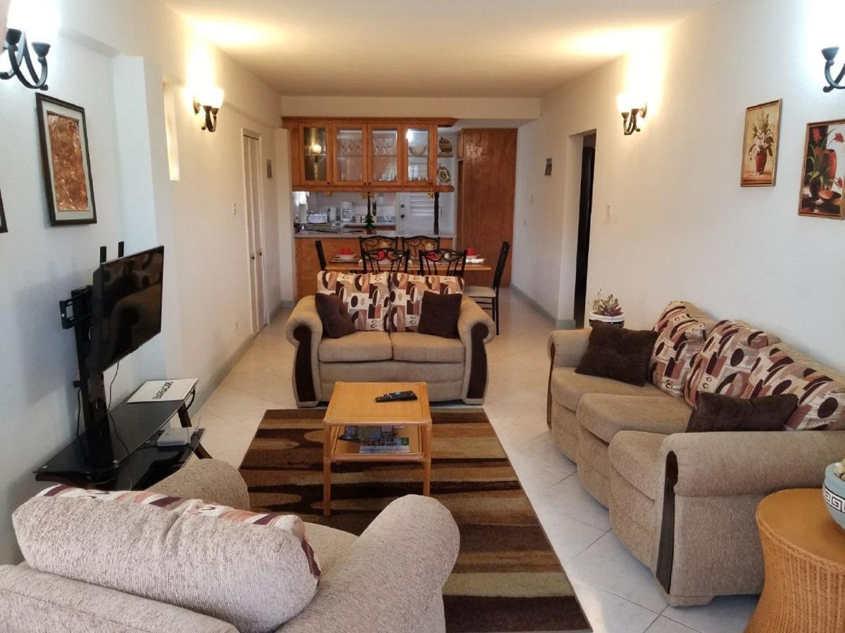 Breezy Apts Saint Philip Extérieur photo